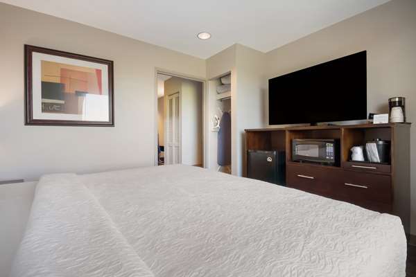 Suite - Best Western Sugar Sands Inn Destin Beach
