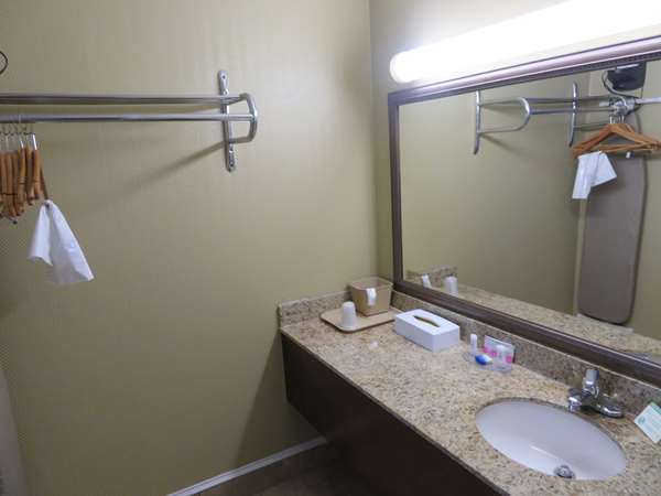  - Best Western Athens Inn