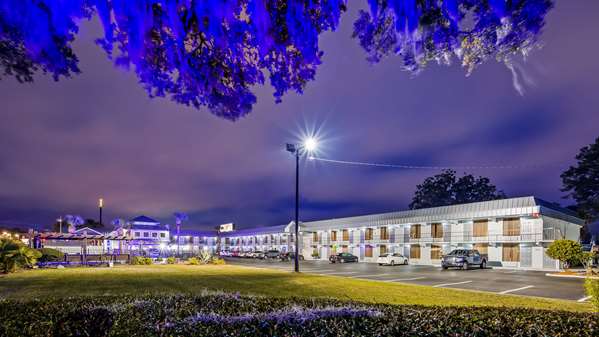 Exterior view - Best Western Central Inn Savannah