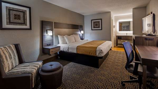  - Best Western Central Inn Savannah