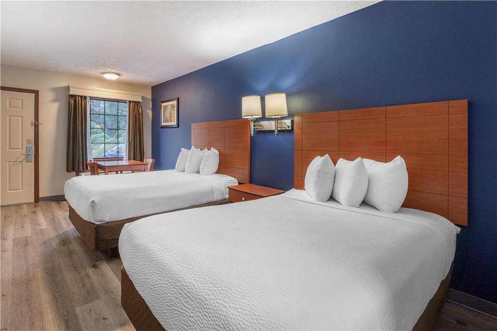 Best Western Acworth Inn-guestroom-Guest Room,On-Site.jpg