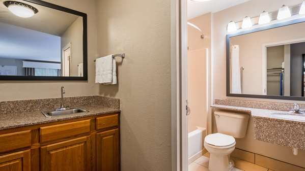  - Best Western Shenandoah Inn Newnan - I-85, Exit 47