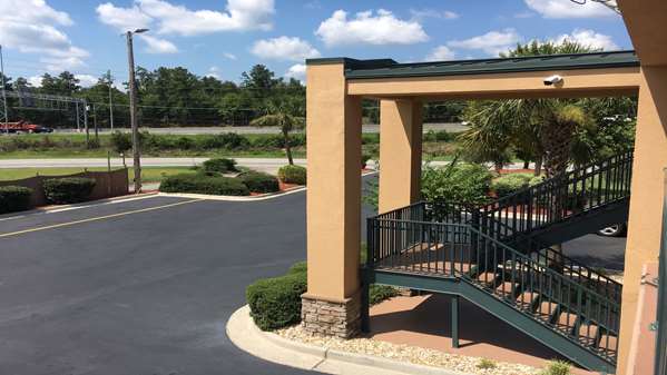 Exterior view - Best Western Inn & Suites of Macon - I-475, Exit 3