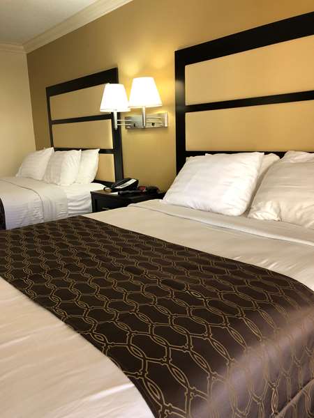 - Best Western Inn & Suites Byron - I-75, Exit 149