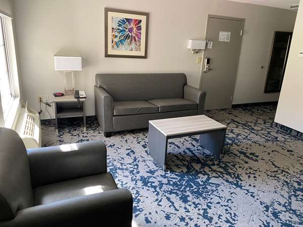 Suite - Best Western Allatoona Inn & Suites Cartersville