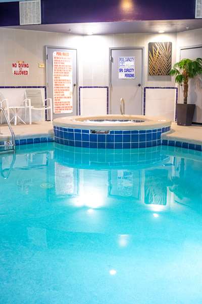 Pool - Best Western Plus Richmond Hill Inn - I-95, Exit 87