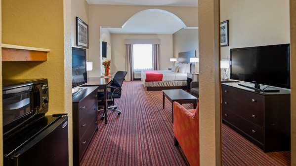 Suite - Best Western Plus Bradbury Inn & Suites Waycross