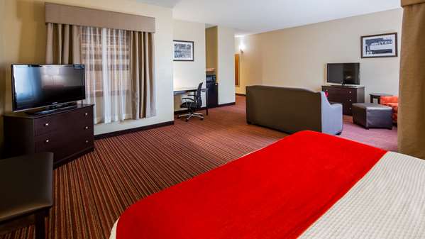 Suite - Best Western Plus Bradbury Inn & Suites Waycross