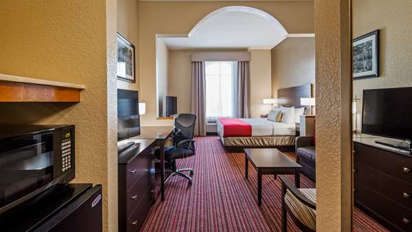 Suite - Best Western Plus Bradbury Inn & Suites Waycross