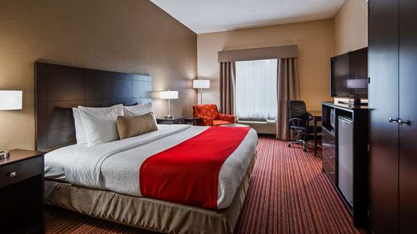  - Best Western Plus Bradbury Inn & Suites Waycross