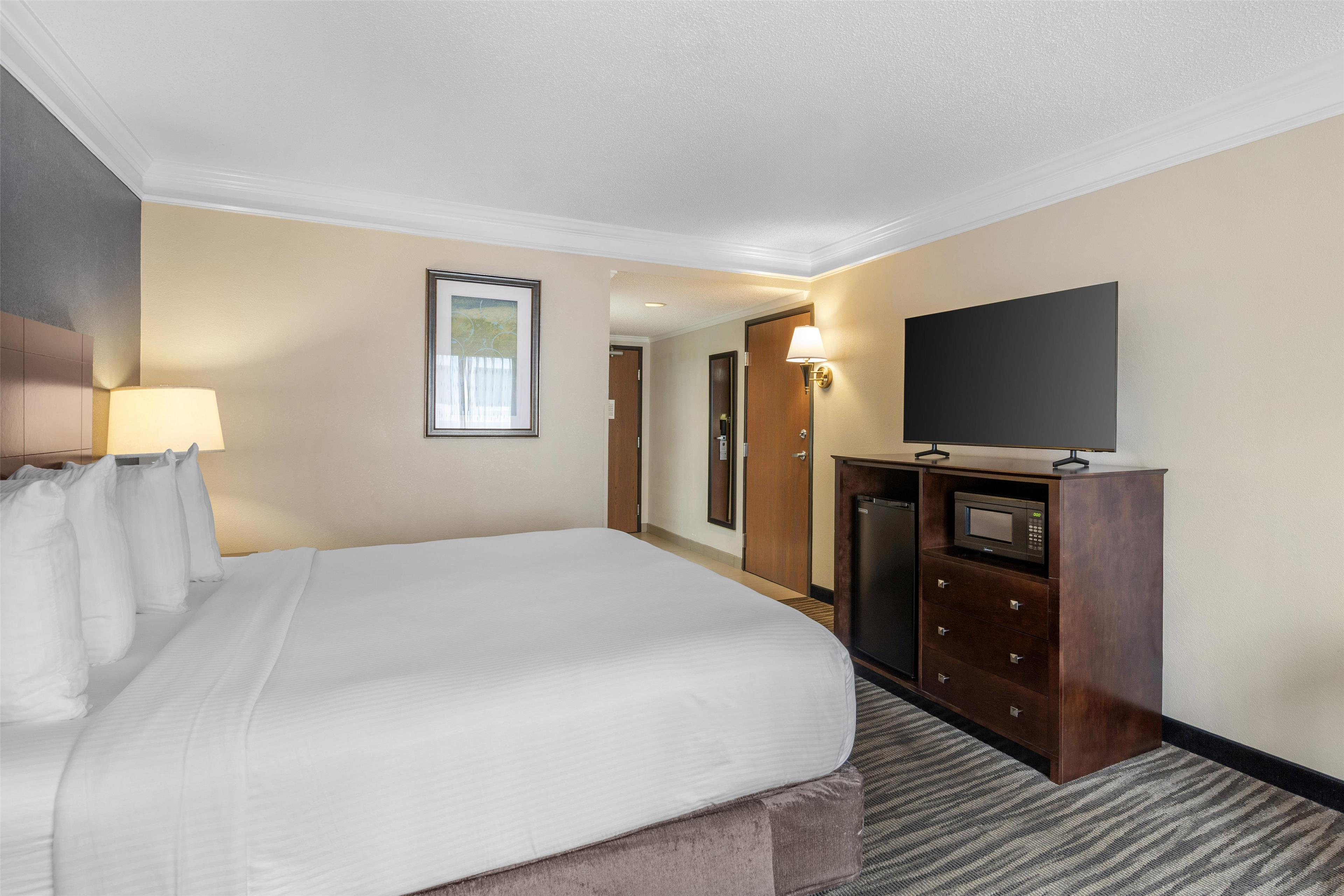 Best Western Augusta West - Tap to explore photos