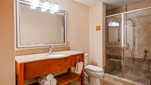  - Best Western Plus Rose City Inn Thomasville