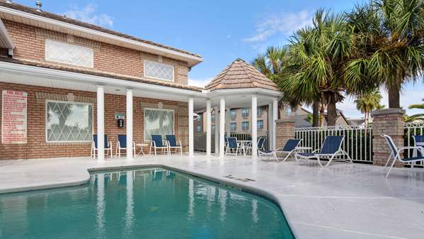 Pool - Best Western Plus Kingsland Hotel - I-95, Exit 3