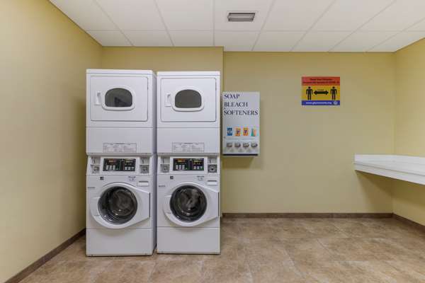 Amenities - Best Western Plus Brunswick Inn & Suites - I-95, Exit 38