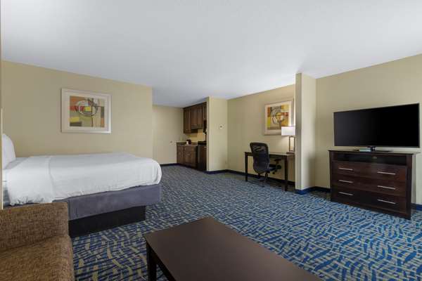  - Best Western Plus Brunswick Inn & Suites - I-95, Exit 38