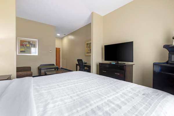  - Best Western Plus Brunswick Inn & Suites - I-95, Exit 38