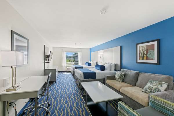  - Best Western Plus Lake Lanier Inn Oakwood