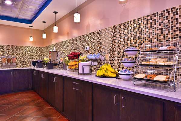 Amenities - Best Western Plus Savannah Airport Inn & Suites Pooler - I-95, Exit 102