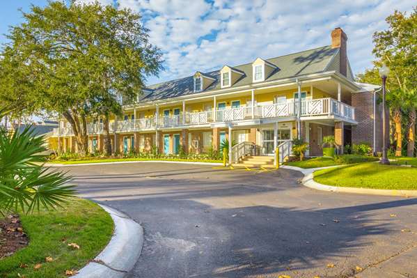 Exterior view - Best Western Plus St Simons Hotel