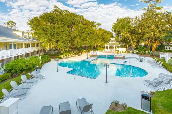 Pool - Best Western Plus St Simons Hotel