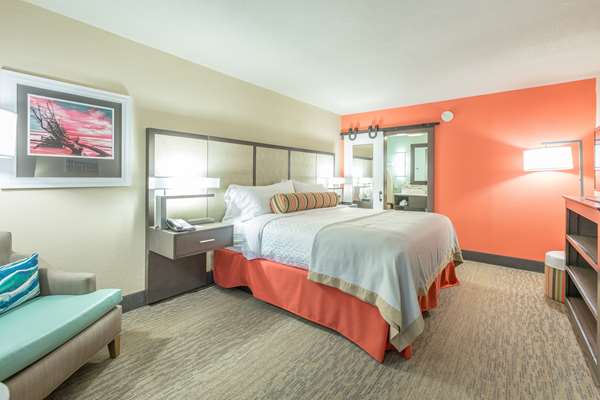 Suite - Best Western Plus St Simons Hotel