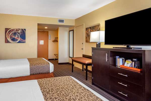  - Best Western Plaza Hotel Honolulu