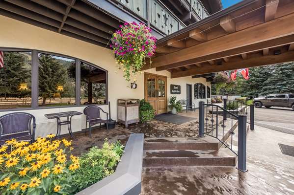 Exterior view - Best Western Tyrolean Lodge Ketchum