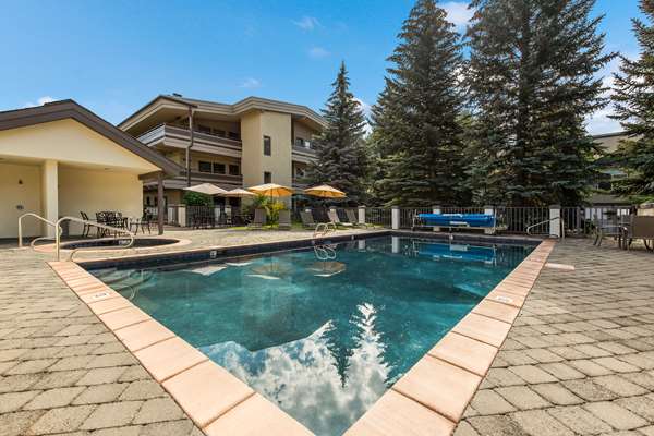 Pool - Best Western Tyrolean Lodge Ketchum