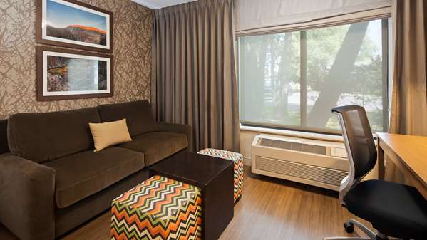  - Best Western Plus Cottontree Inn Idaho Falls - I-15, Exit 119