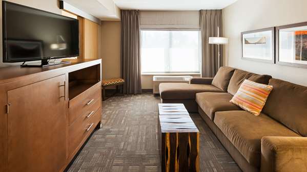  - Best Western Plus Cottontree Inn Idaho Falls - I-15, Exit 119