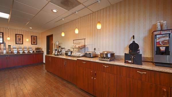 Amenities - Best Western Plus Meridian Hotel - I-84, Exit 44