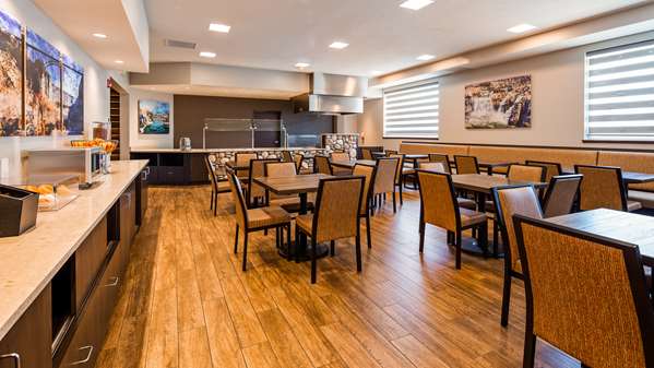 Amenities - Best Western Sawtooth Inn & Suites Jerome - I-84, Exit 168