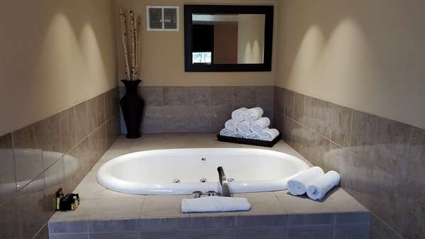 Suite - Best Western Plus Coeur d'Alene Inn