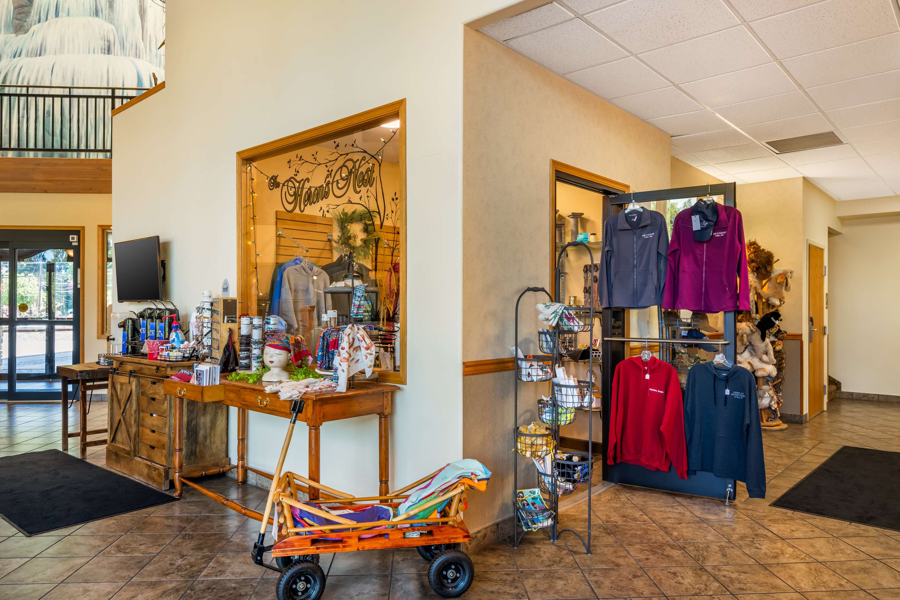 Gift Shop | Best Western Lodge At River's Edge