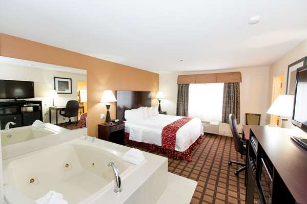 Suite - Best Western Plus Oakbrook Inn Westmont