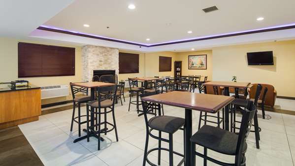 Amenities - Best Western Plus Oakbrook Inn Westmont