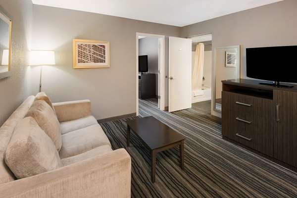 Suite - Best Western Riverside Inn Danville - I-74, Exit 215