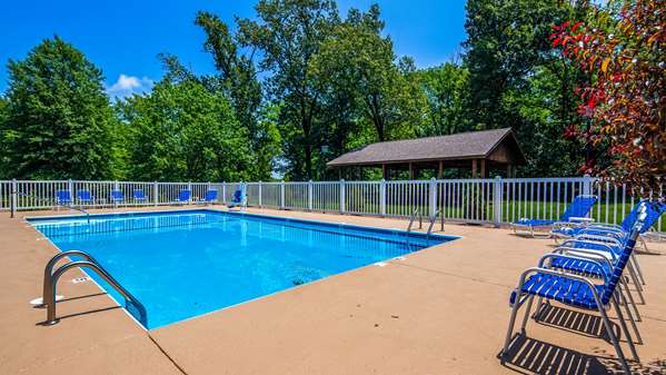 Pool - Best Western Chester Hotel