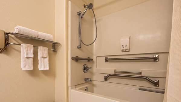  - Best Western Monticello Gateway Inn - I-72, Exit 166