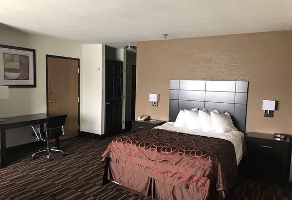 Suite - Best Western Monticello Gateway Inn - I-72, Exit 166