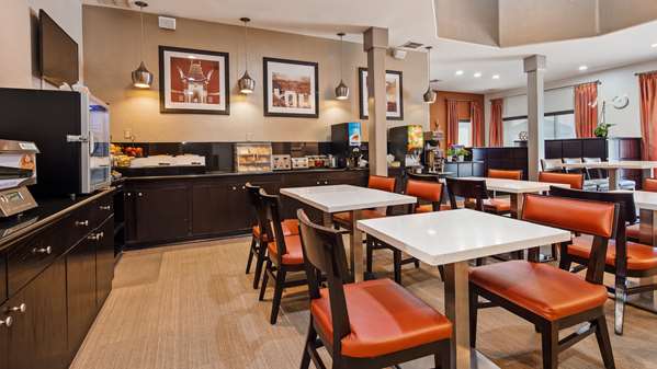 Restaurant - Best Western Royal Palace Inn & Suites Los Angeles