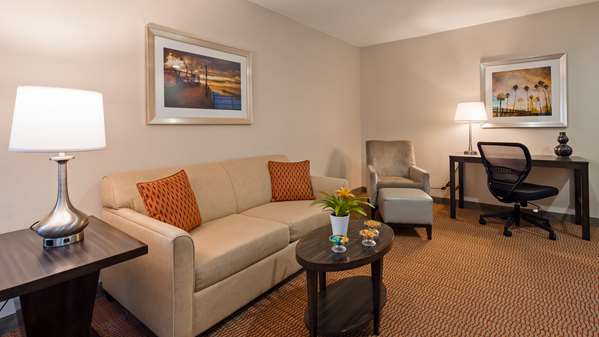  - Best Western Royal Palace Inn & Suites Los Angeles