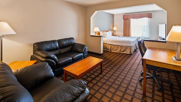 Suite - Best Western Inn & Suites Midway Airport Burbank