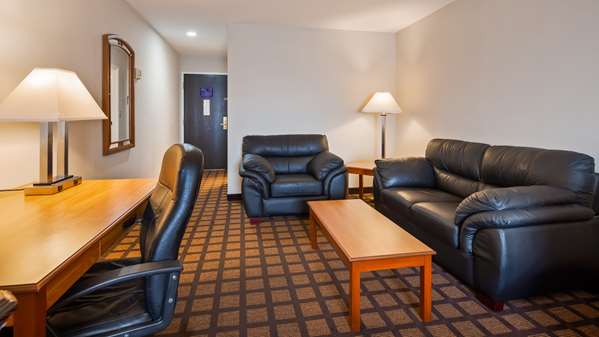 Suite - Best Western Inn & Suites Midway Airport Burbank