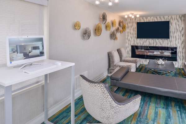 Conference Area - Best Western Naperville Inn