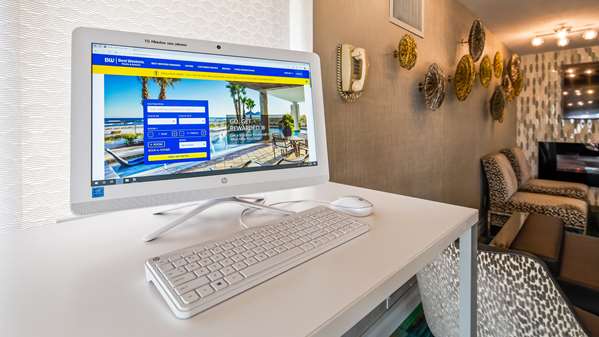 Conference Area - Best Western Naperville Inn