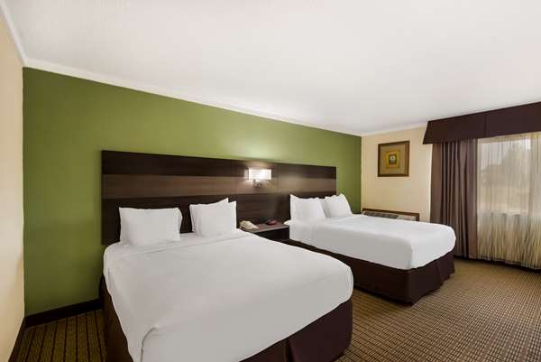  - Best Western Prairie Inn Galesburg - I-74, Exit 48