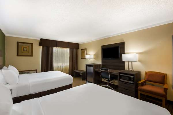 - Best Western Prairie Inn Galesburg - I-74, Exit 48