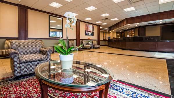  - Best Western Plus Chicago Hillside Inn - I-290, Exit 16