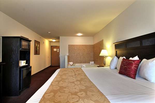  - Best Western Legacy Inn & Suites South Beloit - I-39 & I-90, Exit 1